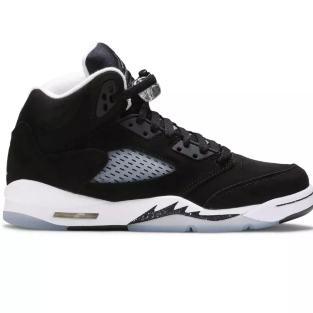 Jordan HOT! 5 Retro GS Moonlight Oreo #440888-011 in Blk/Wht. Sz 6W/4.5Y. R2S!!